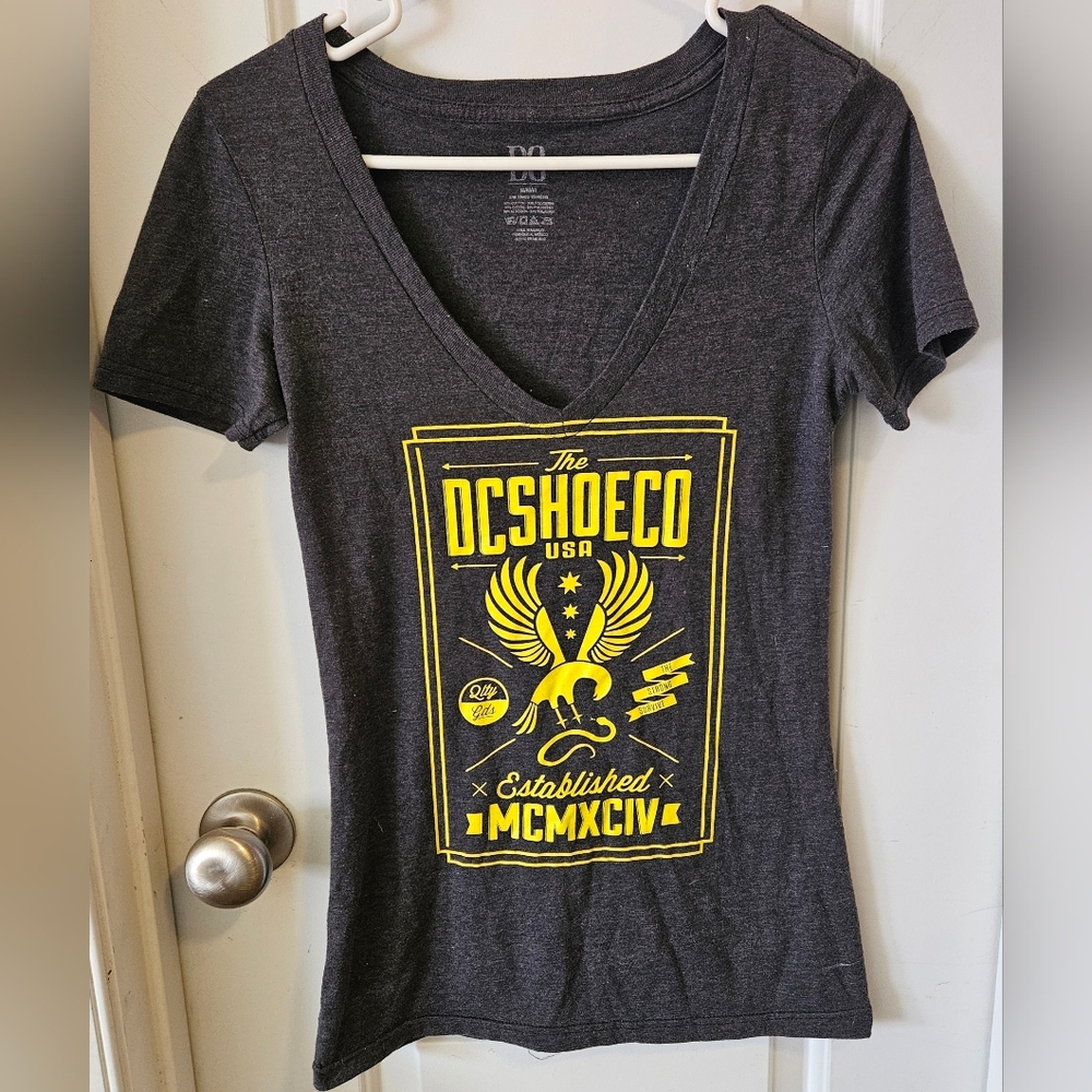 D.C shoes shirt